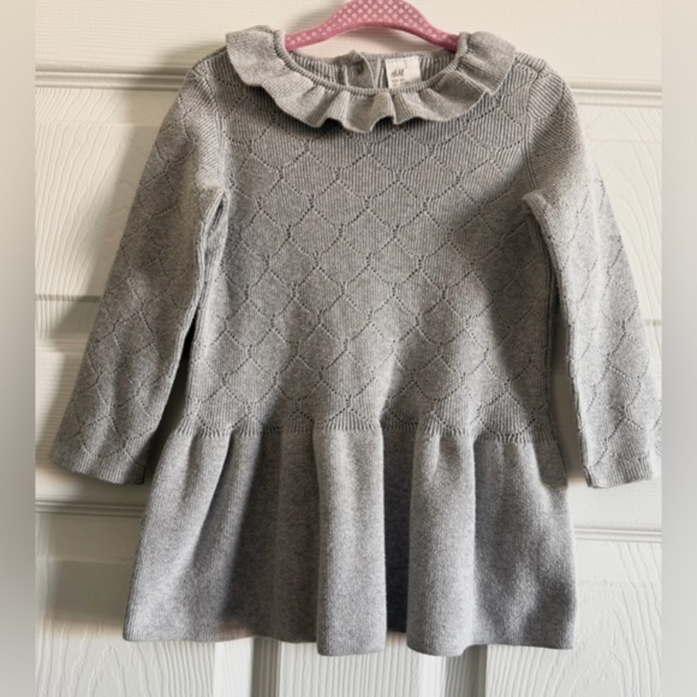 H&M Girls Light Gray Knit Ruffled Dress